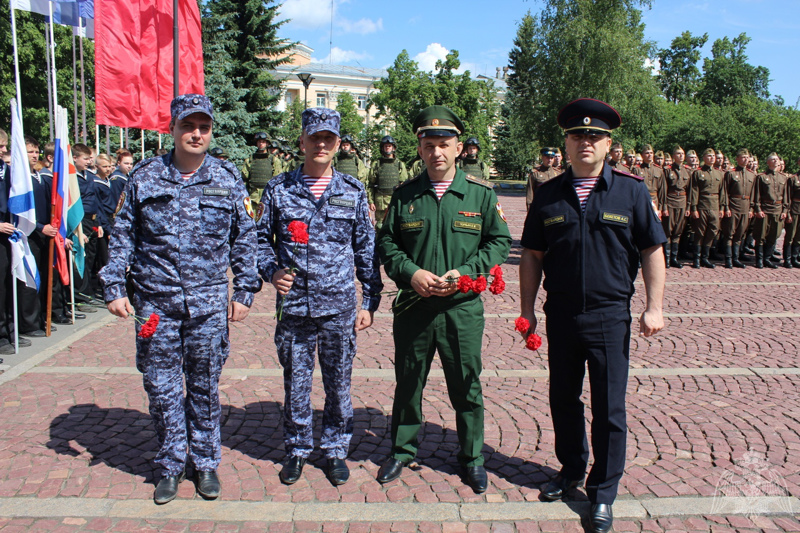 В День памяти и скорби сотрудники, военнослужащие территориального управления приняли участие в республиканской акции «Свеча памяти»