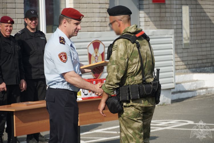 Сотрудники специальных подразделений территориального управления Росгвардии вернулись из длительной служебной командировки