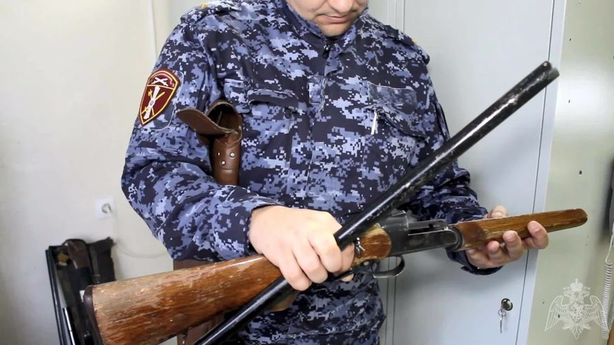Росгвардейцы Карелии проверили более сотни граждан, владеющих оружием
