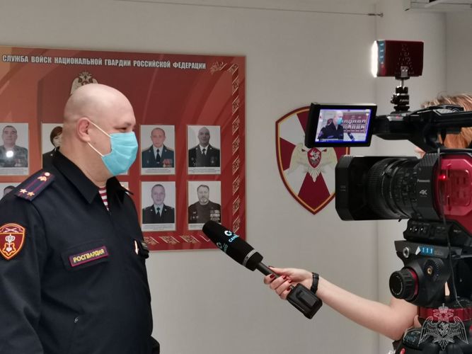 В День образования вневедомственной охраны карельские журналисты посетили региональное Управление Росгвардии