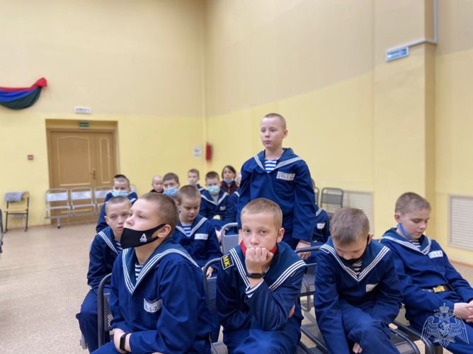 Председатель Совета ветеранов территориального управления Росгвардии встретился с кадетами в преддверии Дня вывода войск из Афганистана
