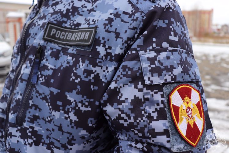 В Карелии росгвардейцы несколько раз за сутки выезжали в сетевые магазины 