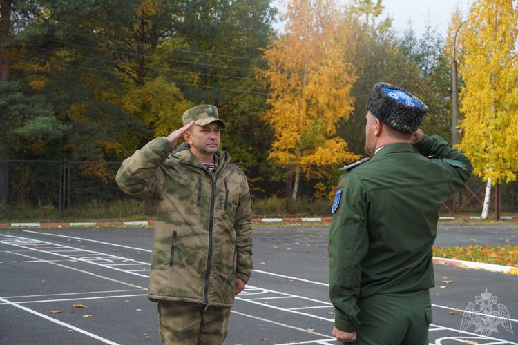 В Карелии военнослужащие Росгвардии приняли участие в проведении Республиканской осенней спартакиады допризывной молодежи 