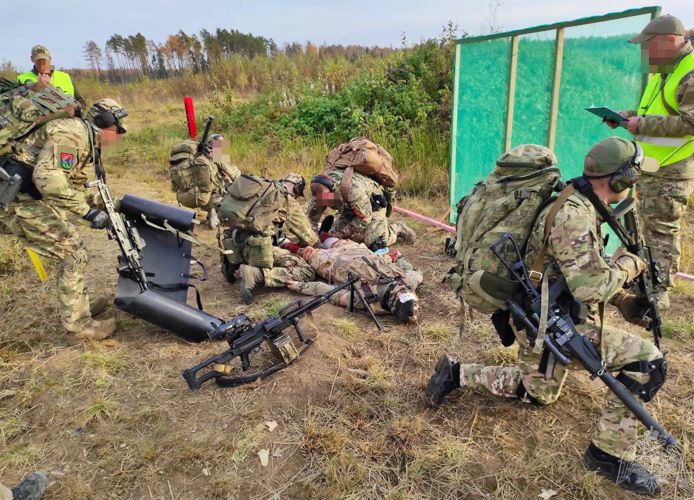 Сотрудники карельского СОБР приняли участие во Всероссийских соревнованиях по стрельбе, посвященных памяти Героя России Олега Малочуева