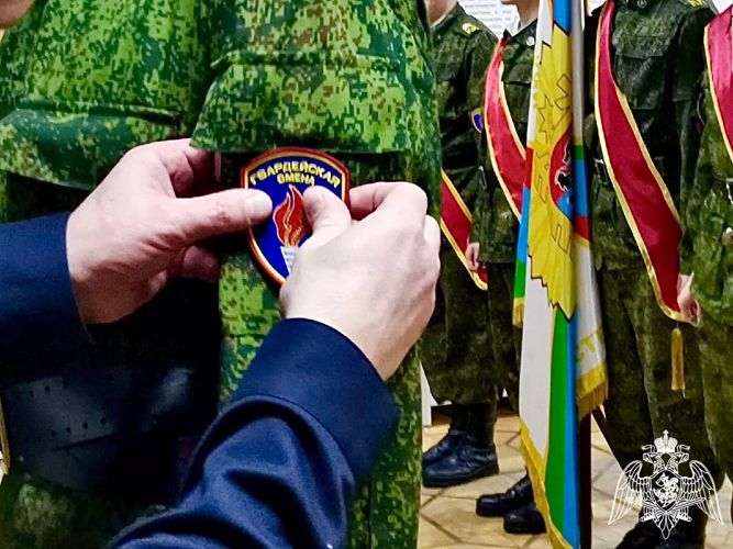 В Карелии воспитанники кадетского класса Росгвардии вступили в «Гвардейскую смену»