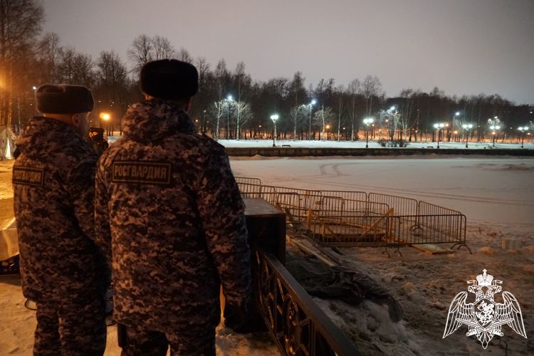 Сотрудники Управления Росгвардии по Республике Карелия обеспечили охрану общественного порядка во время празднования Крещения Господня
