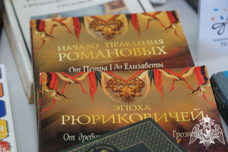 В Карелии личный состав Росгвардии присоединился к всероссийской акции «Дарите книги с любовью» (ВИДЕО)