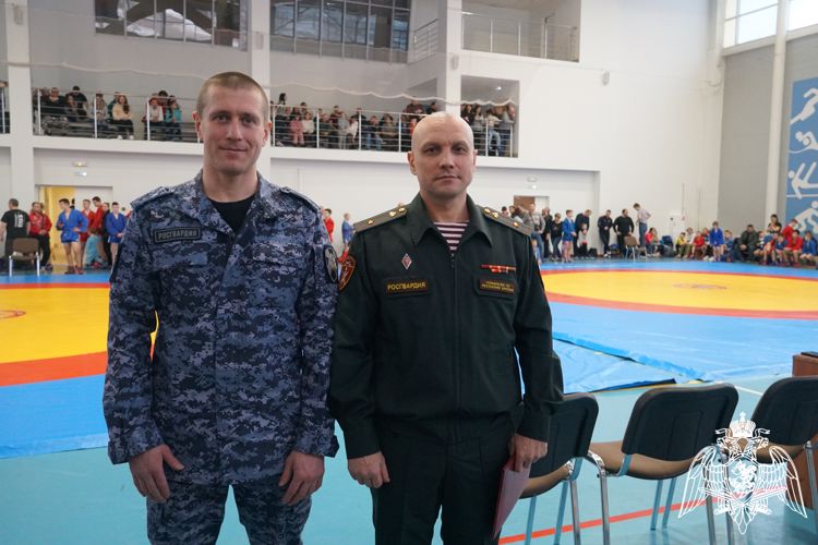 Офицеры Росгвардии приняли участие в проведении ежегодного турнира по самбо среди допризывной молодежи Карелии