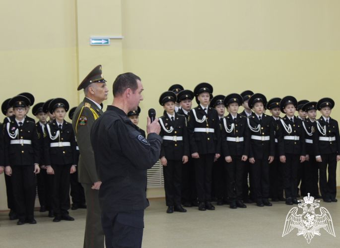 Руководство территориального управления Росгвардии поздравило кадетов с принятием присяги