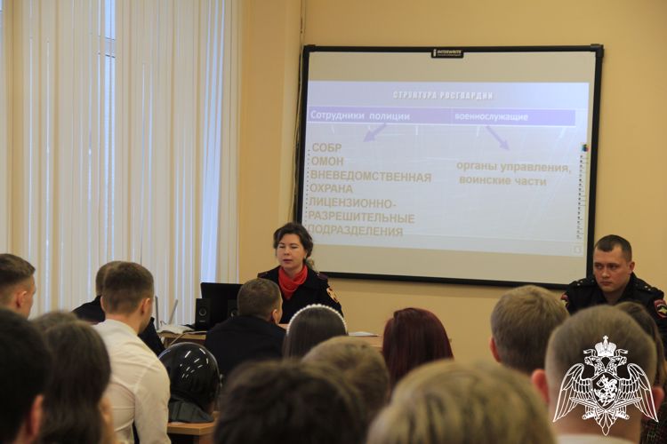 Представители Росгвардии приняли участие в «Ярмарке вакансий» для студентов Карелии