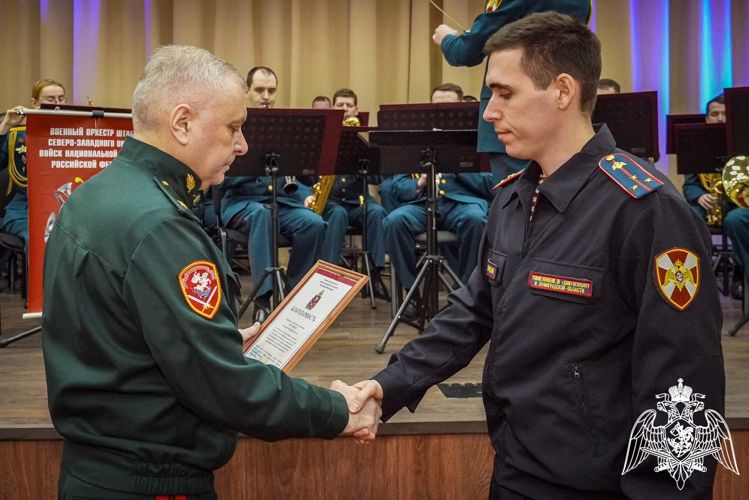 В Санкт-Петербурге отметили 54-ю годовщину образования подразделений лицензионно-разрешительной работы и государственного контроля Росгвардии