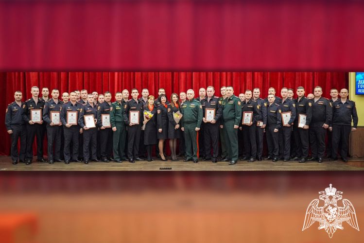 В Санкт-Петербурге отметили 54-ю годовщину образования подразделений лицензионно-разрешительной работы и государственного контроля Росгвардии