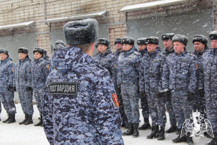 В Петрозаводском отделе вневедомственной охраны состоялось торжественное построение в честь Дня батальона полиции