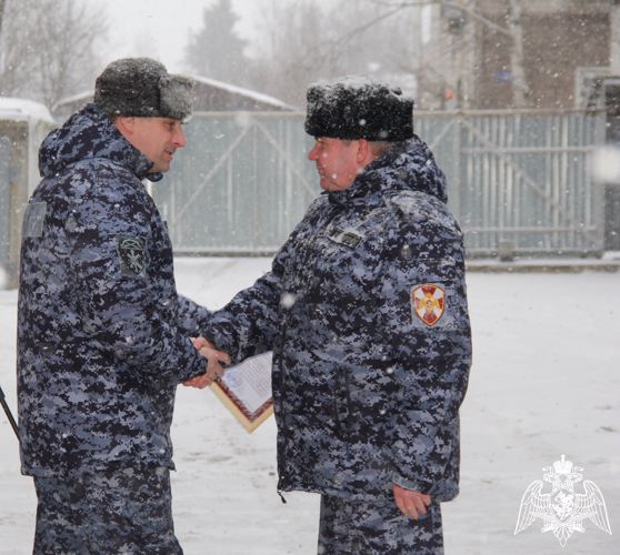 В Петрозаводском отделе вневедомственной охраны состоялось торжественное построение в честь Дня батальона полиции