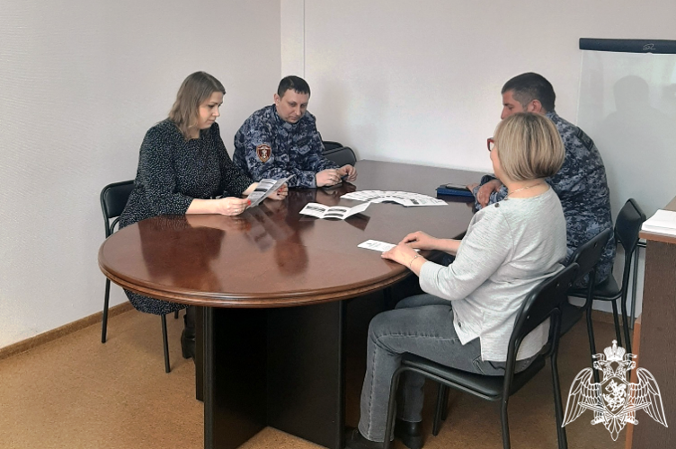 Карельские росгвардейцы провели ярмарку вакансий