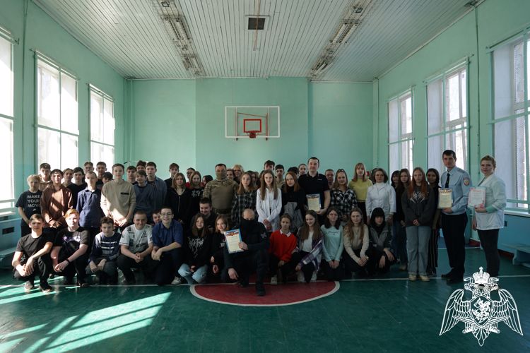 Сотрудники карельского СОБР «Карху» провели спортивное мероприятие для школьников