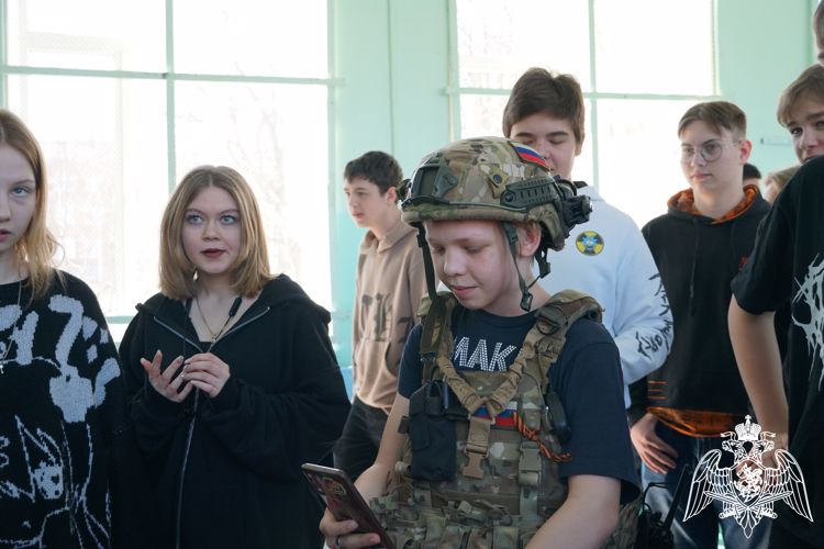Сотрудники карельского СОБР «Карху» провели спортивное мероприятие для школьников