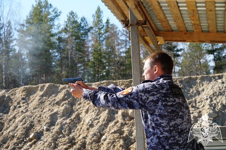 В региональном управлении Росгвардии прошел чемпионат по стрельбе из боевого ручного стрелкового оружия (видео)