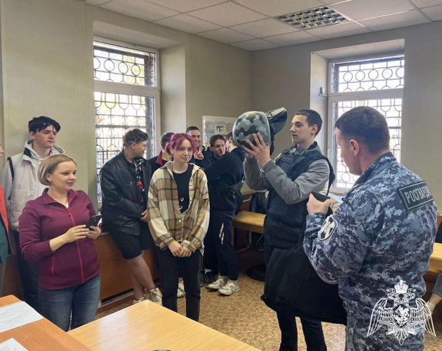 В Пудожском отделе вневедомственной охраны Росгвардии состоялся «День открытых дверей»