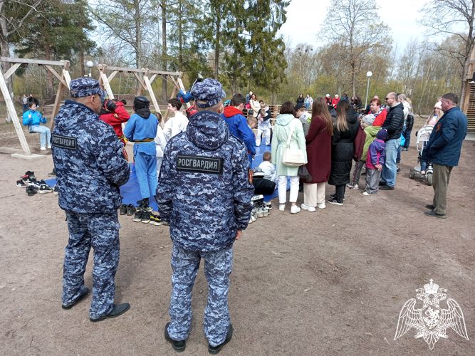 Сотрудники Росгвардии из районов Карелии приняли участие в мероприятиях, посвященных Дню Победы