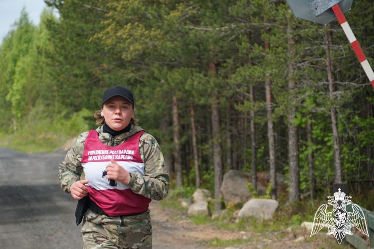 В Карелии прошли соревнования по служебному биатлону среди сотрудников и военнослужащих Росгвардии