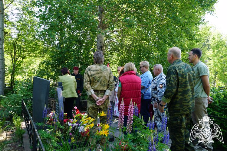 Ветераны почтили погибших сослуживцев, совершив автопробег Санкт-Петербург-Карелия