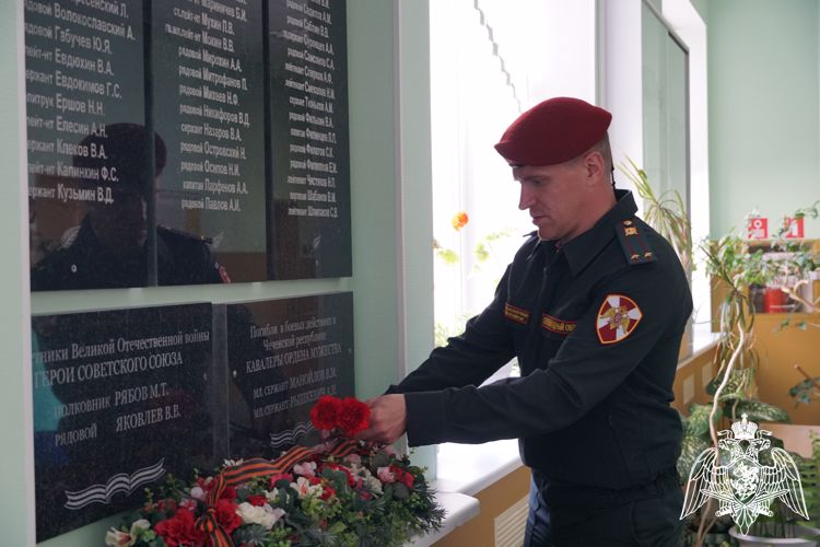 Ветераны почтили погибших сослуживцев, совершив автопробег Санкт-Петербург-Карелия
