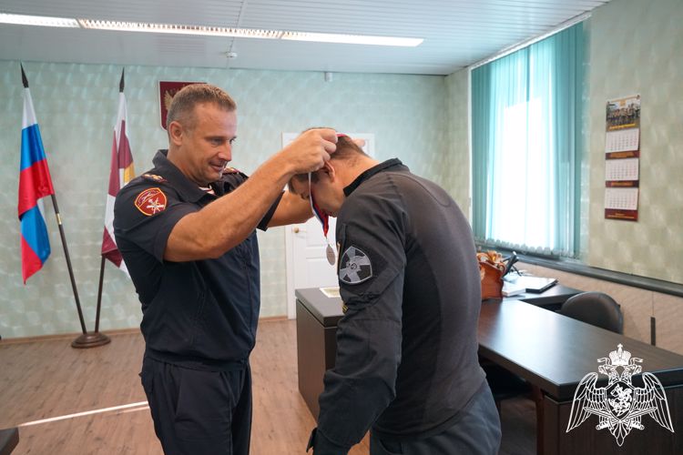 Руководитель территориального управления Росгвардии наградил победителей Чемпионата СЗО по самбо