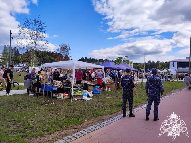 Сотрудники Росгвардии обеспечили общественную безопасность в Дне Республики Карелия