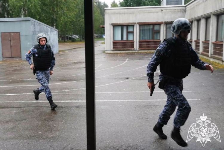Карельские росгвардейцы приняли участие во всероссийских антитеррористических учениях