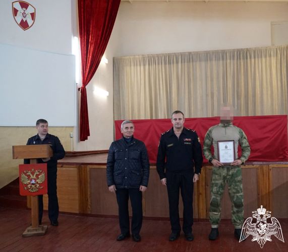При участии первых лиц Карелии вручены госнаграды росгвардейцам, отличившимся в ходе СВО