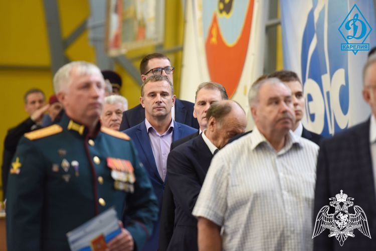 В Карелии руководство Росгвардии приняло участие в церемонии открытия всероссийского турнира «Динамо» по боевому самбо