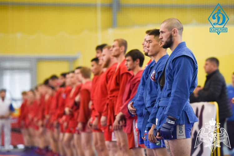В Карелии руководство Росгвардии приняло участие в церемонии открытия всероссийского турнира «Динамо» по боевому самбо