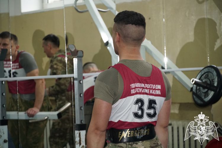Спецназовцы Карелии прошли испытания на право ношения знака отличия спецподразделений Росгвардии (ВИДЕО)