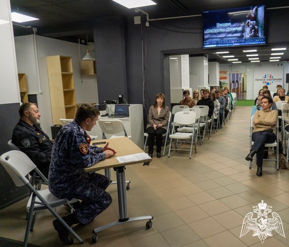 Руководство Росгвардии встретилось со студентами ПетрГУ Карелии