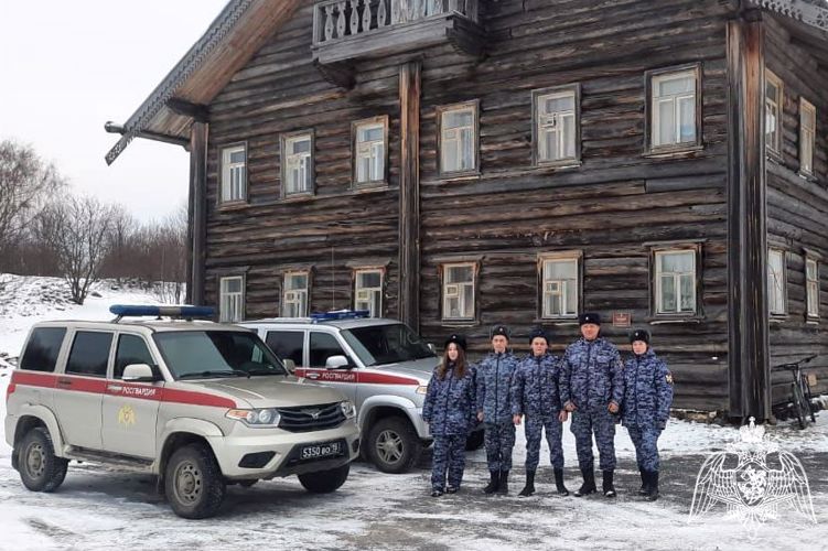 Карельские росгвардейцы приняли участие в географическом диктанте на острове Кижи