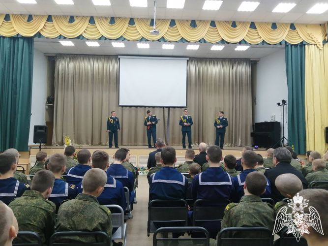 Ансамбль песни и пляски СЗО Росгвардии выступил с концертом перед карельскими кадетами