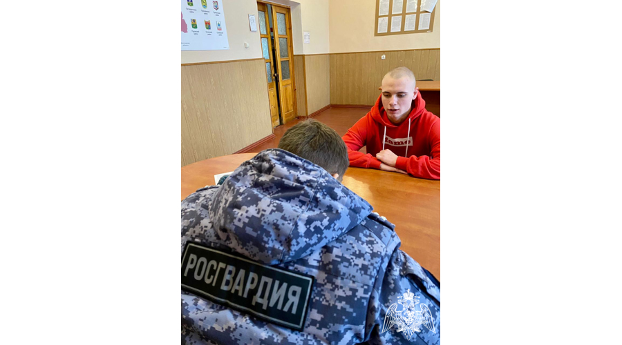 Призывники из Карелии отправились служить в воинские части Северо-Западного округа Росгвардии