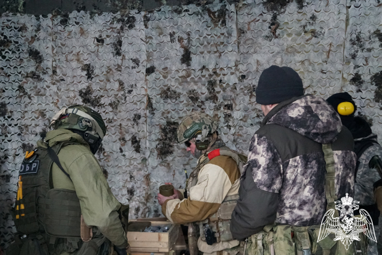 В Карелии спецназовцы Росгвардии прошли курс тактической медицины (видео)