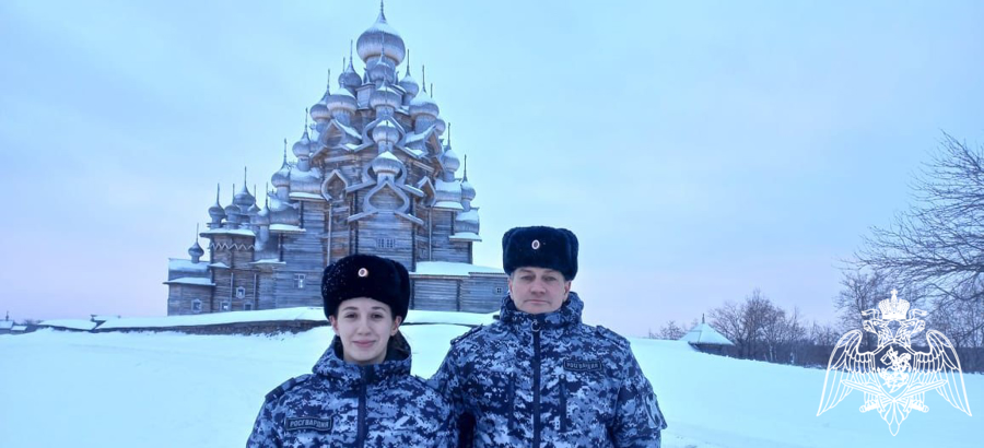 Росгвардейцы, охраняющие всемирно известный остров Кижи в Карелии, поздравляют с Новым годом (видео)
