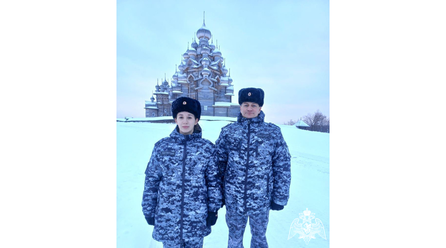 Росгвардейцы, охраняющие всемирно известный остров Кижи в Карелии, поздравляют с Новым годом (видео)
