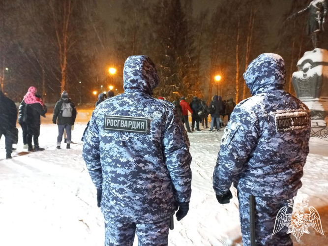 Сотрудники Управления Росгвардии по Республике Карелия обеспечили охрану общественного порядка во время празднования Крещения Господня