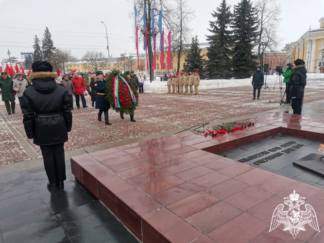 Начальник территориального управления Росгвардии возложил цветы к Вечному огню