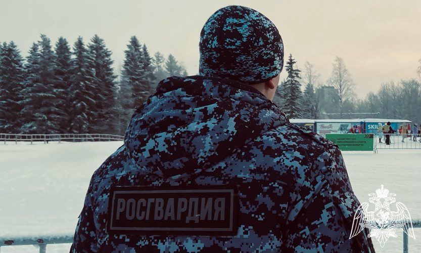 В выходные дни сотрудники Росгвардии задержали трех хулиганов на охраняемых объектах Карелии