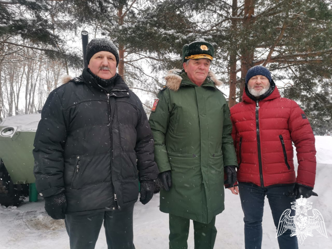 Руководитель регионального управления Росгвардии почтил память павших воинов-афганцев