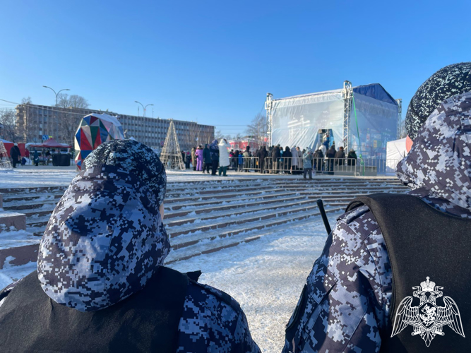 В столице Карелии росгвардейцы обеспечили правопорядок при проведении международного фестиваля «Гиперборея-2024» (видео)
