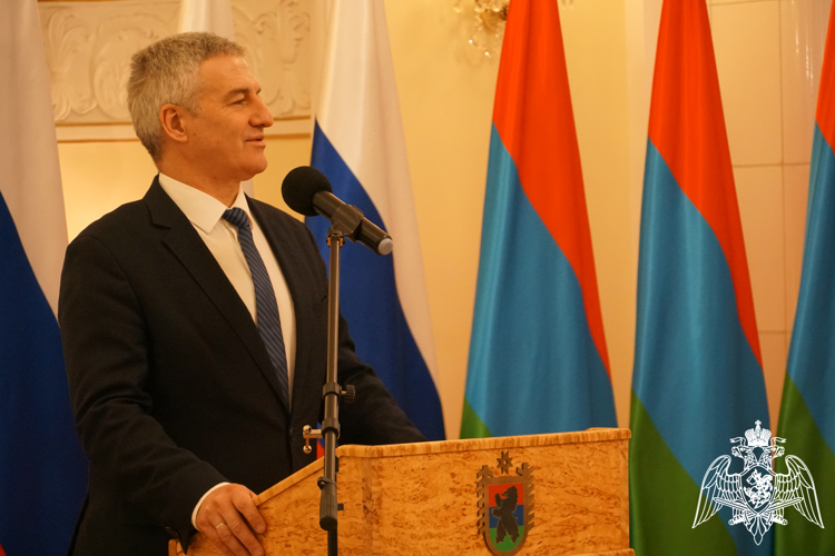 Командир ОМОН «Илвес» удостоен государственной награды Республики Карелия