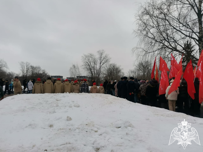 Начальник территориального управления Росгвардии возложил цветы к Вечному огню