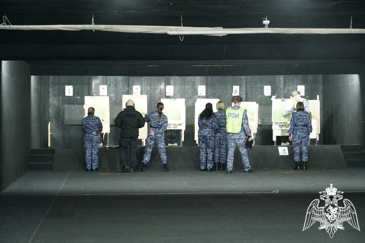 В региональном управлении Росгвардии прошел чемпионат по стрельбе среди женщин (видео)