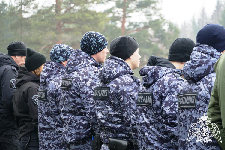В Карелии стартовал чемпионат по стрельбе из боевого ручного стрелкового оружия среди росгвардейцев